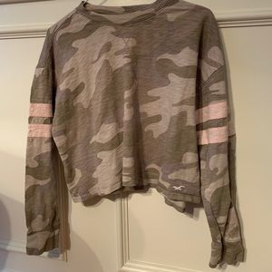Hollister Cropped Long Sleeve